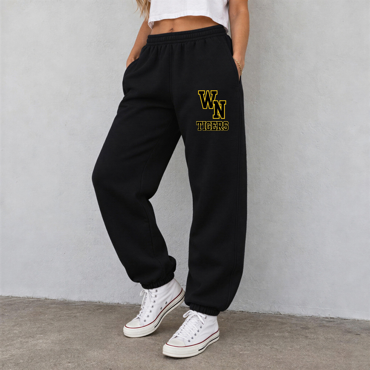 WN sweatpants