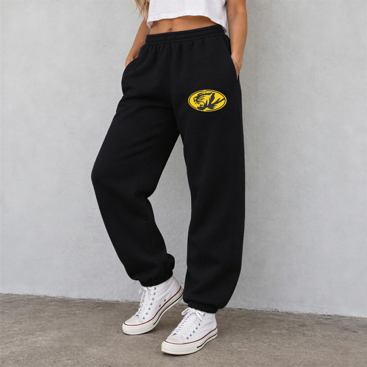 Tigers logo sweatpants - youth