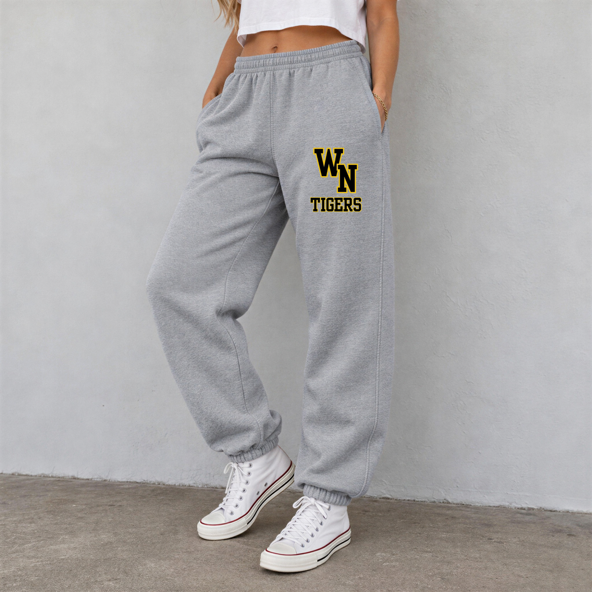 WN sweatpants